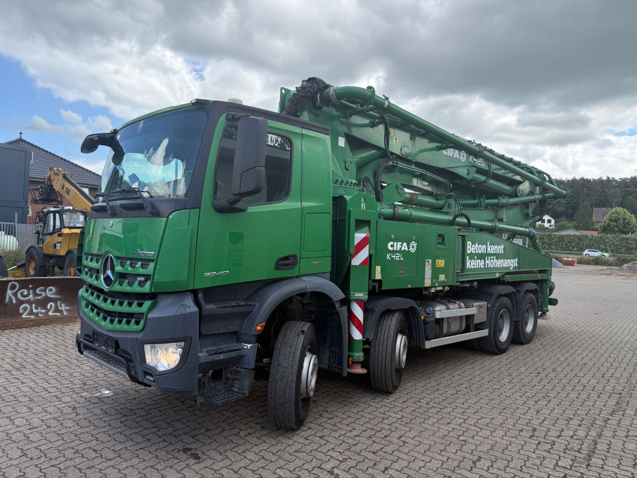 Mercedes-Benz Mercedes 32.40 CIFA K 42 L Betonpumpe - Betonpumpe: das Bild 1 Mercedes-Benz Mercedes 32.40 CIFA K 42 L Betonpumpe - Betonpumpe: das Bild 1