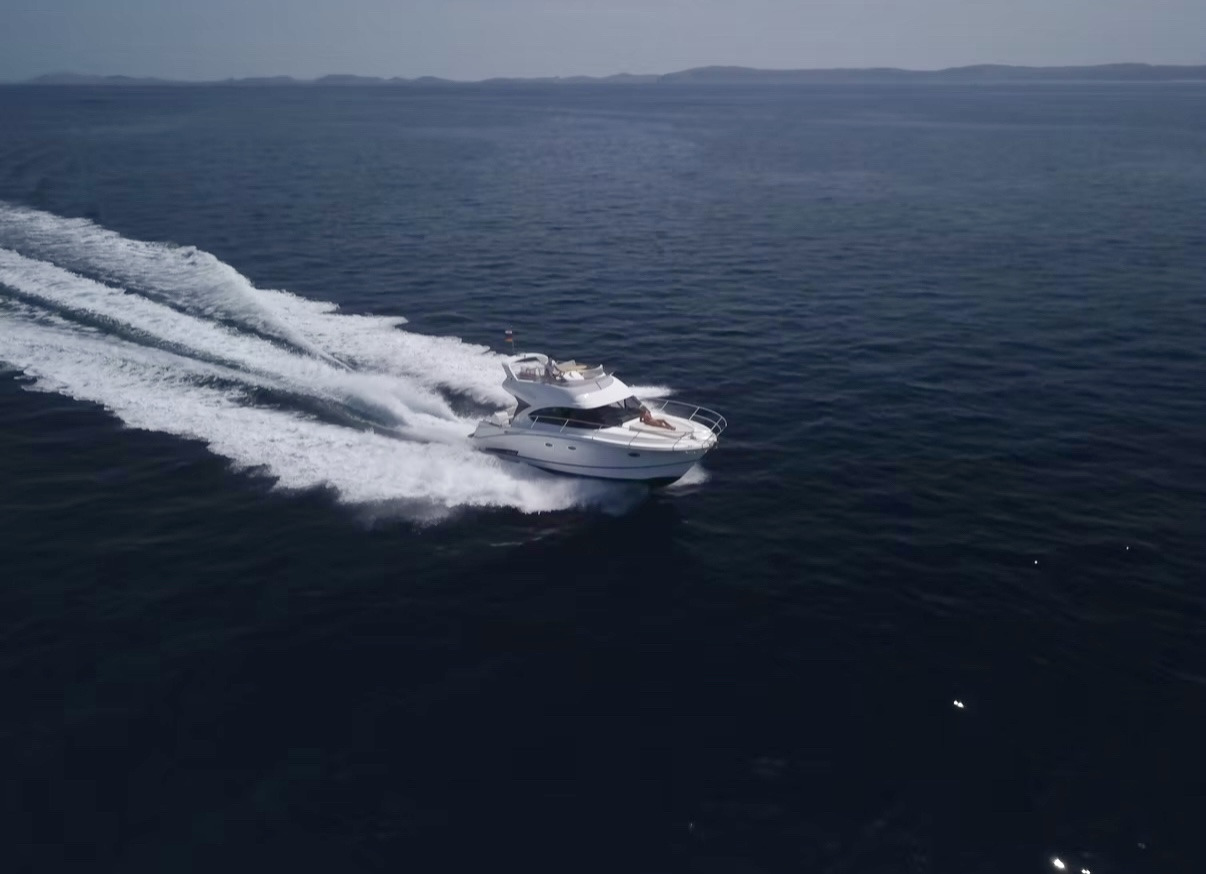 Beneteau Antares 36 Fly, Air Conditioning, TOP !!! - Andere Technik: das Bild 3 Beneteau Antares 36 Fly, Air Conditioning, TOP !!! - Andere Technik: das Bild 3