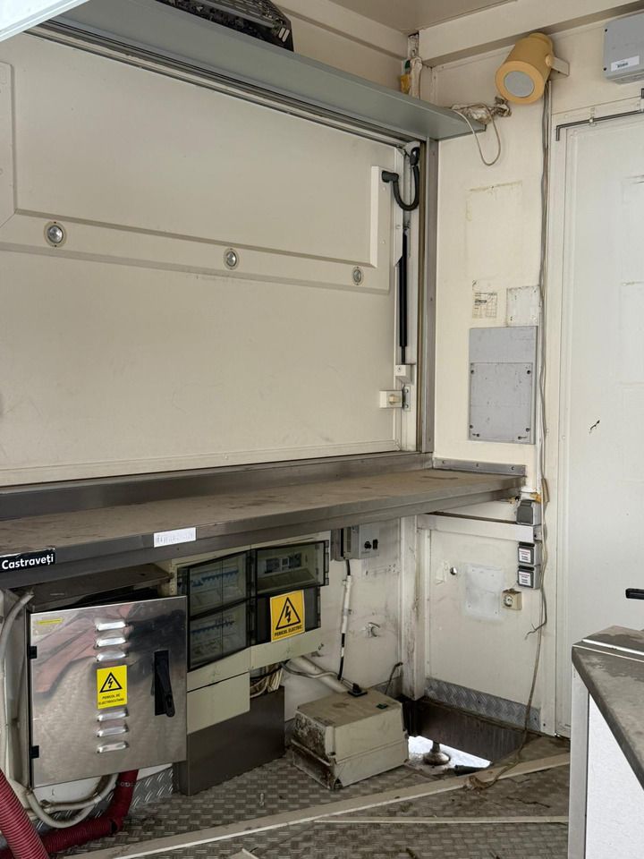Andere Technik GRILL-IMBIS ROKA RK5: das Bild 16 Andere Technik GRILL-IMBIS ROKA RK5: das Bild 16
