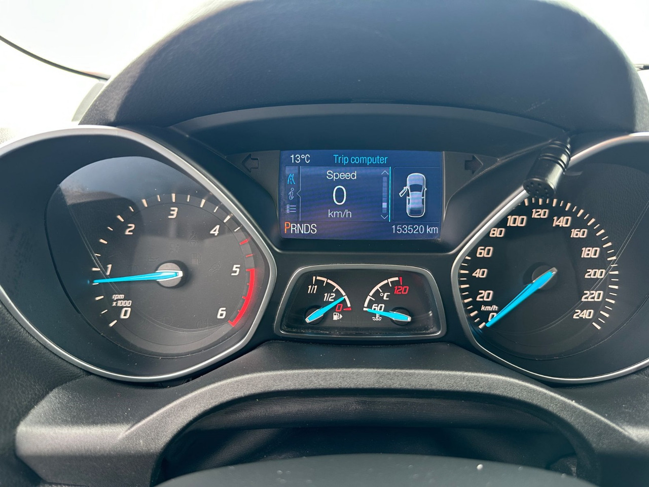 FORD KUGA TITANIUM - SUV/ Geländewagen: das Bild 2 FORD KUGA TITANIUM - SUV/ Geländewagen: das Bild 2