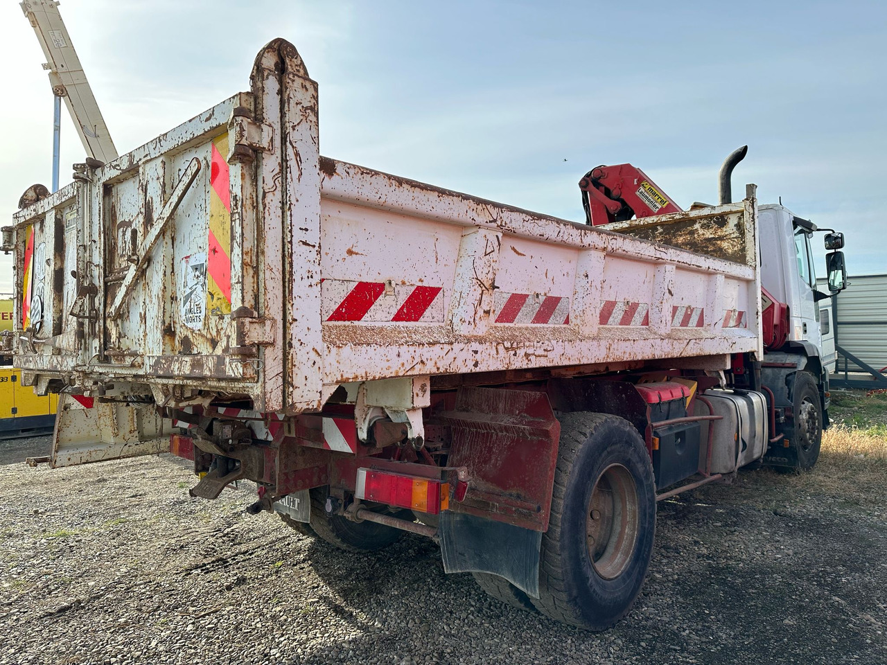 IVECO EUROTRAKKER TIPPER - Kipper: das Bild 5 IVECO EUROTRAKKER TIPPER - Kipper: das Bild 5