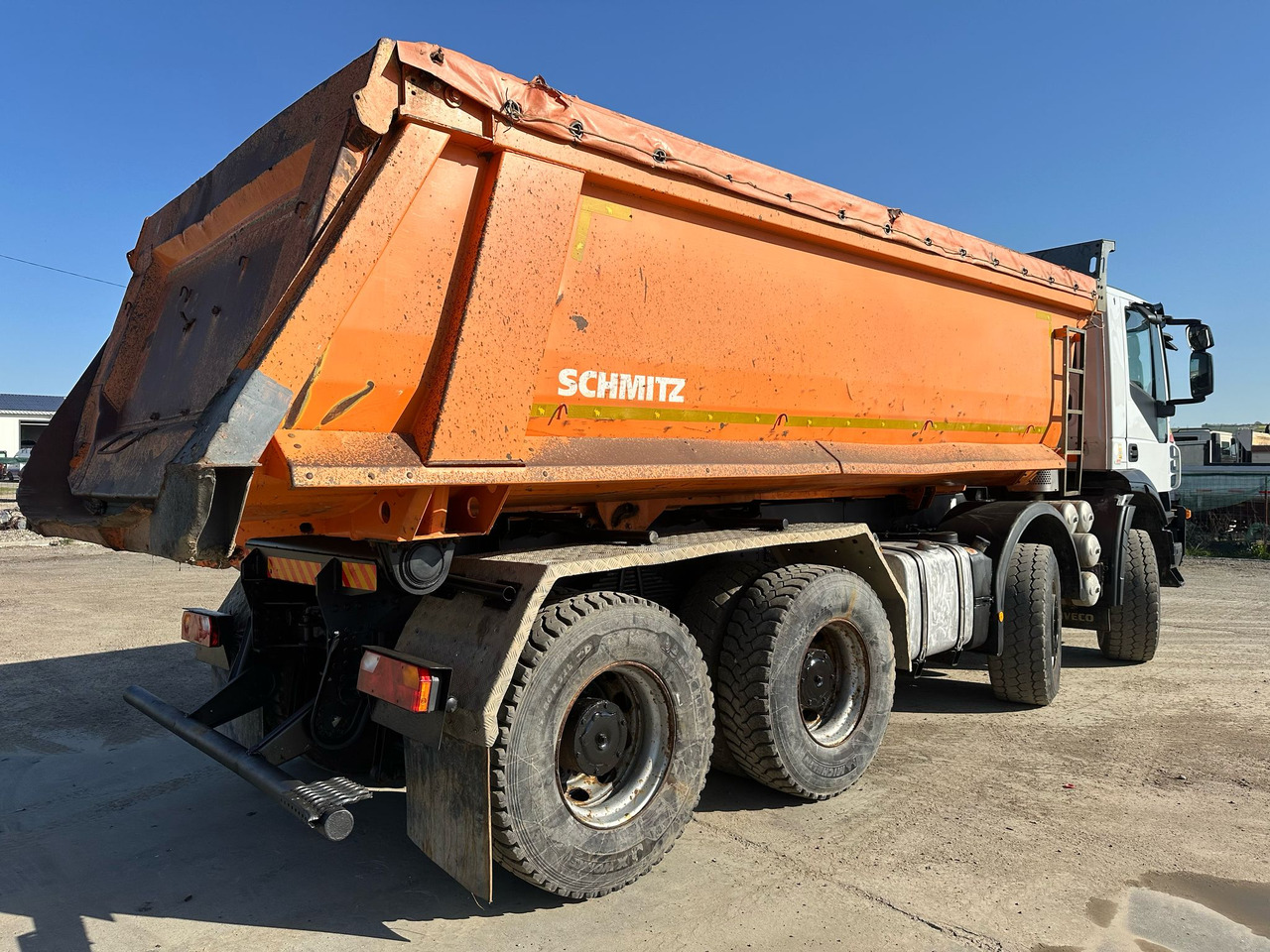 Iveco Trakker Tipper - Kipper: das Bild 4 Iveco Trakker Tipper - Kipper: das Bild 4