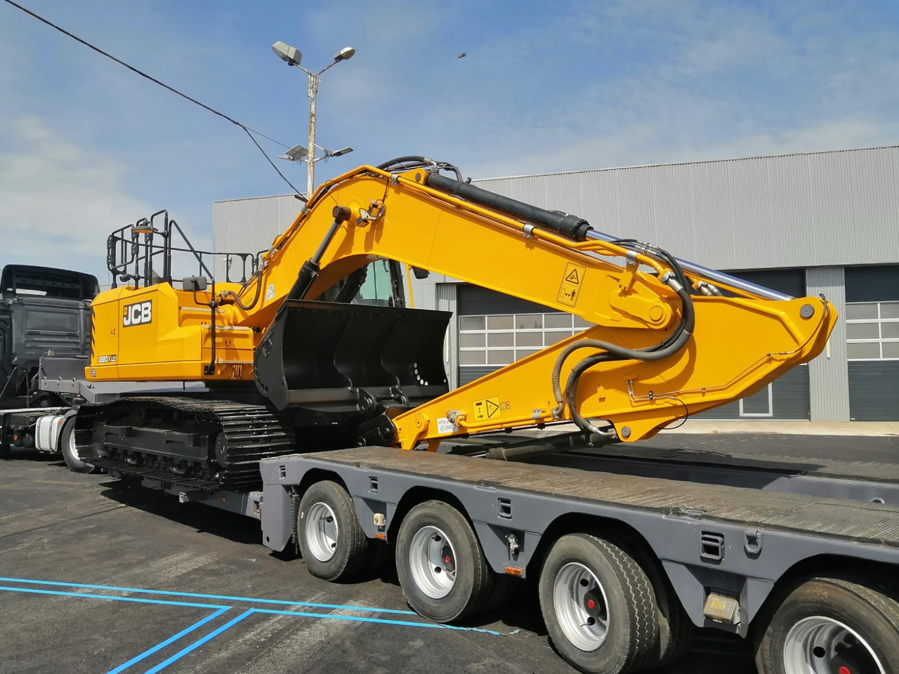 JCB 220X LC, AC, EXCAVATOR TOP !!! - Kettenbagger: das Bild 2 JCB 220X LC, AC, EXCAVATOR TOP !!! - Kettenbagger: das Bild 2