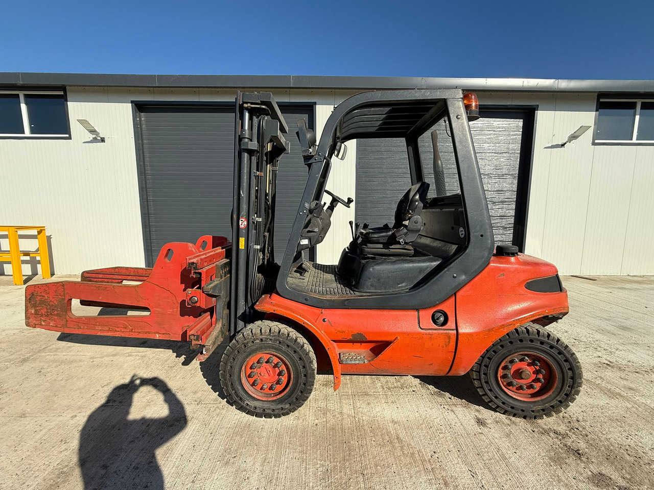 LINDE H40 STACKER - Dieselstapler: das Bild 3 LINDE H40 STACKER - Dieselstapler: das Bild 3