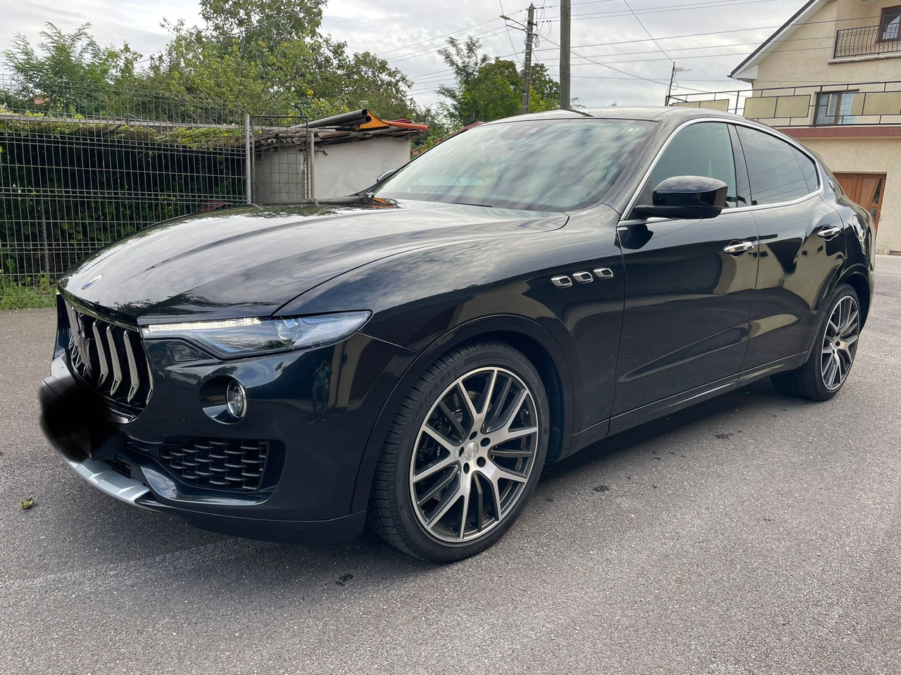 MASERATI LEVANTE 4X4 - SUV/ Geländewagen: das Bild 1 MASERATI LEVANTE 4X4 - SUV/ Geländewagen: das Bild 1