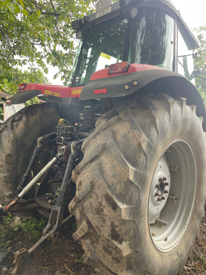 Traktor Massey Ferguson 8220 Tractor: das Bild 10