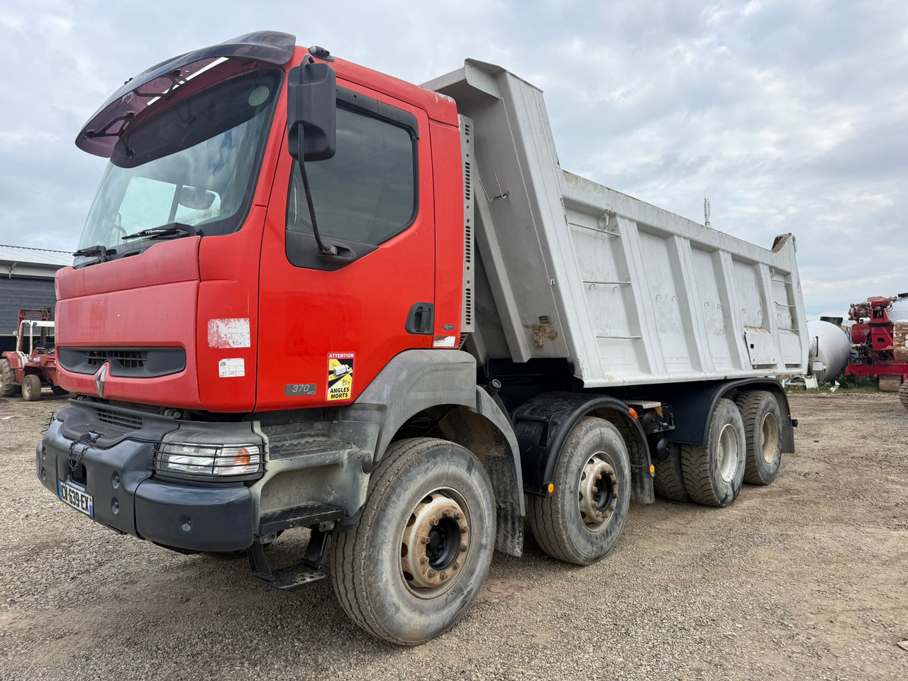 RENAULT KERAX TIPPER - Kipper: das Bild 2 RENAULT KERAX TIPPER - Kipper: das Bild 2
