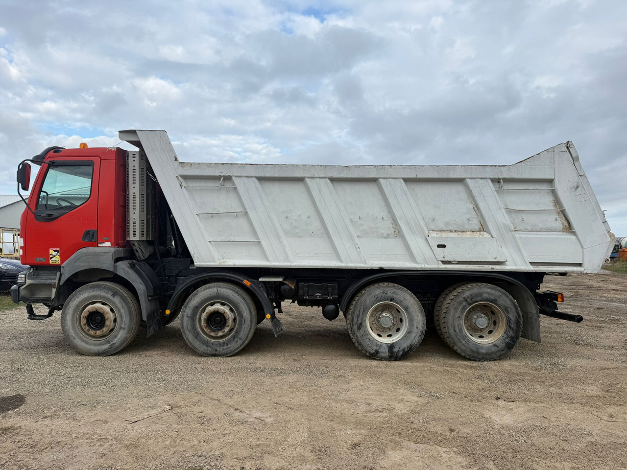 RENAULT KERAX TIPPER - Kipper: das Bild 5 RENAULT KERAX TIPPER - Kipper: das Bild 5