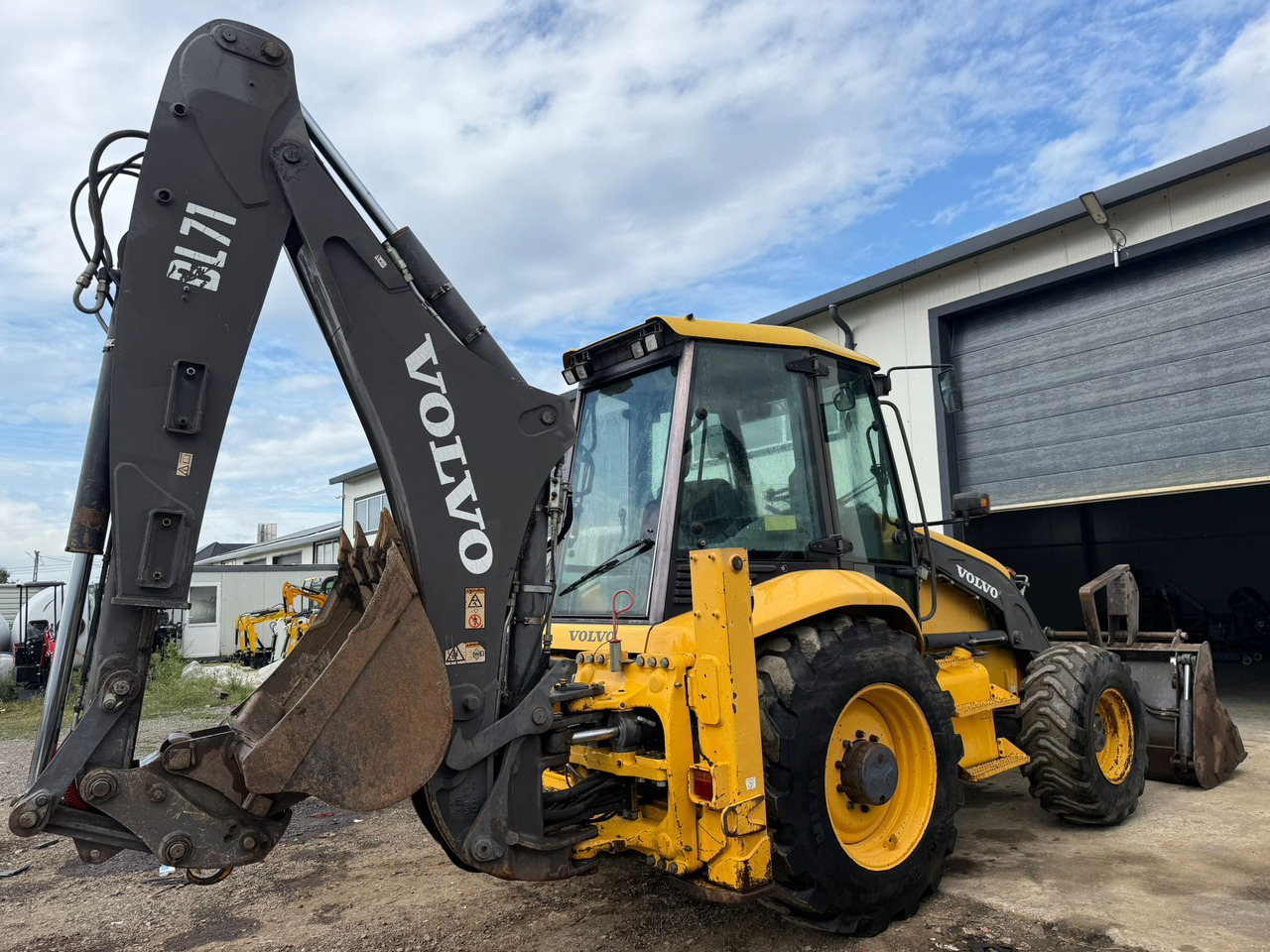 VOLVO BL71 Backhoe Loader - Baggerlader: das Bild 2 VOLVO BL71 Backhoe Loader - Baggerlader: das Bild 2
