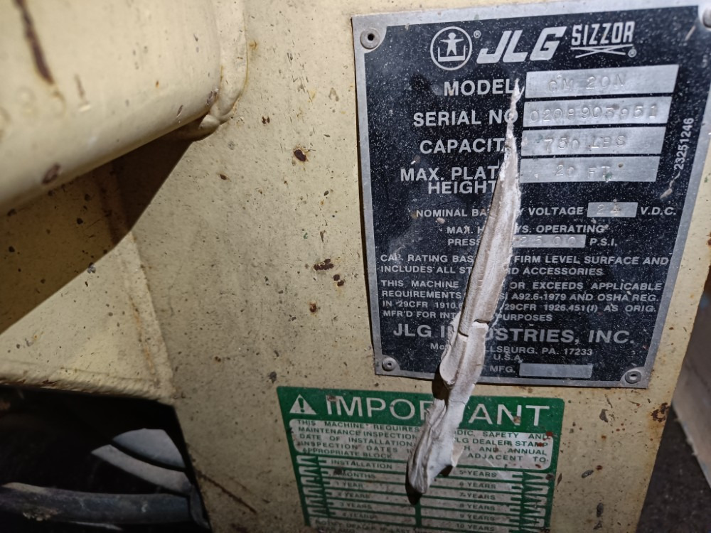 Arbeitsbühne JLG Commander CM 20 N henkilönostin: das Bild 12