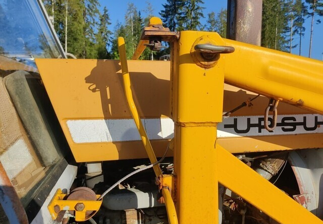 James 50 etukuormaaja - sorakauhalla - Frontlader für Traktor: das Bild 4 James 50 etukuormaaja - sorakauhalla - Frontlader für Traktor: das Bild 4