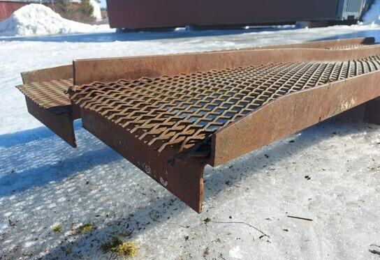 Rampit 2kpl - pituus 338 cm - Verladerampe: das Bild 2 Rampit 2kpl - pituus 338 cm - Verladerampe: das Bild 2