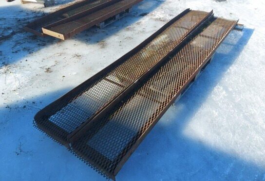 Rampit 2kpl - pituus 338 cm - Verladerampe: das Bild 1 Rampit 2kpl - pituus 338 cm - Verladerampe: das Bild 1