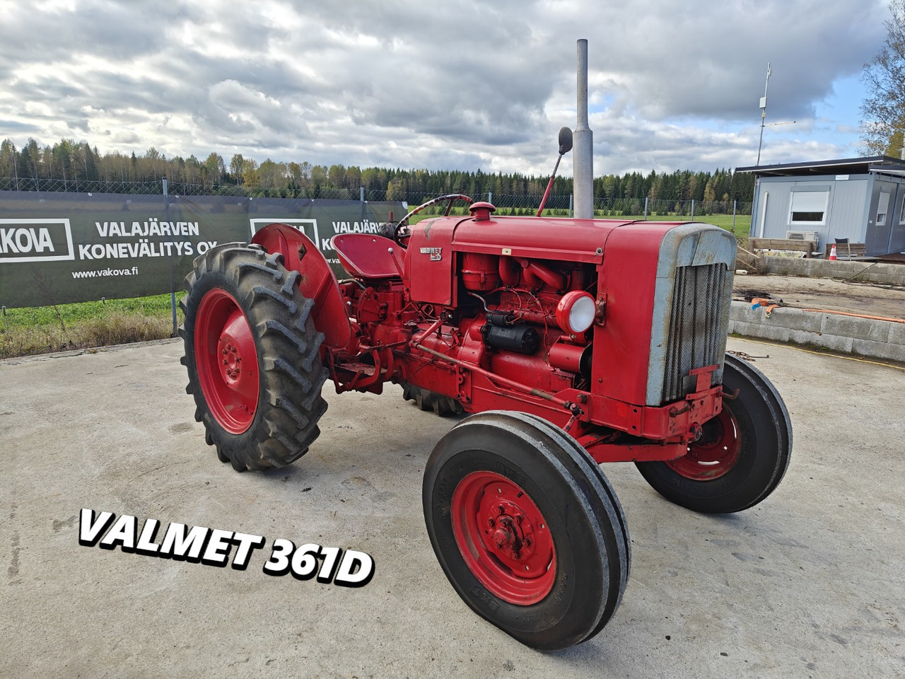 Traktor VALMET 361D: das Bild 1