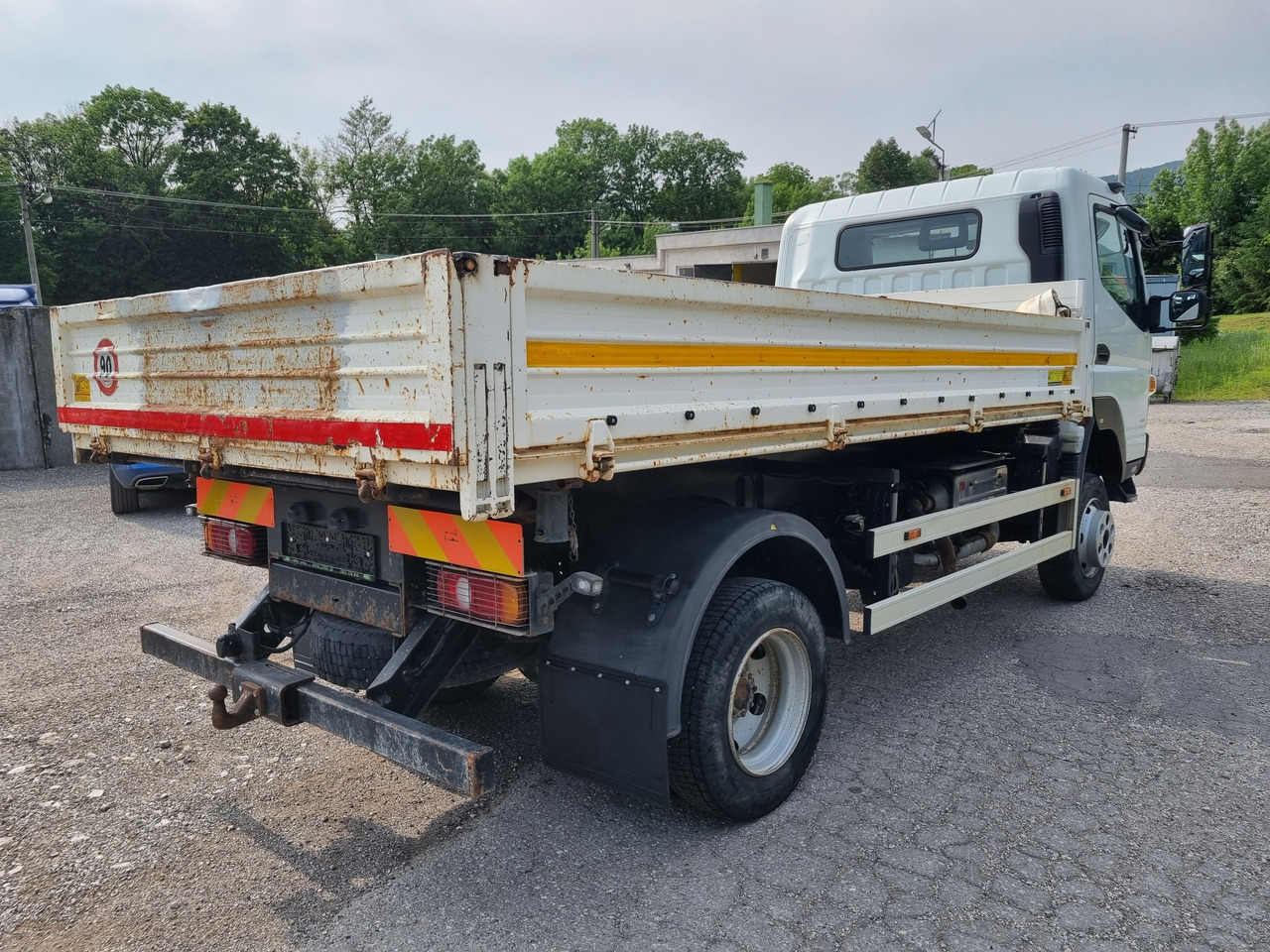 FUSO Canter 6C18 4x4 3 way tipper (only 35tkm) - Kipper: das Bild 4 FUSO Canter 6C18 4x4 3 way tipper (only 35tkm) - Kipper: das Bild 4