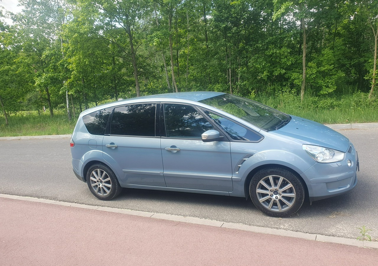 Ford S-MAX 2,5 turbo benzyna - PKW: das Bild 4 Ford S-MAX 2,5 turbo benzyna - PKW: das Bild 4