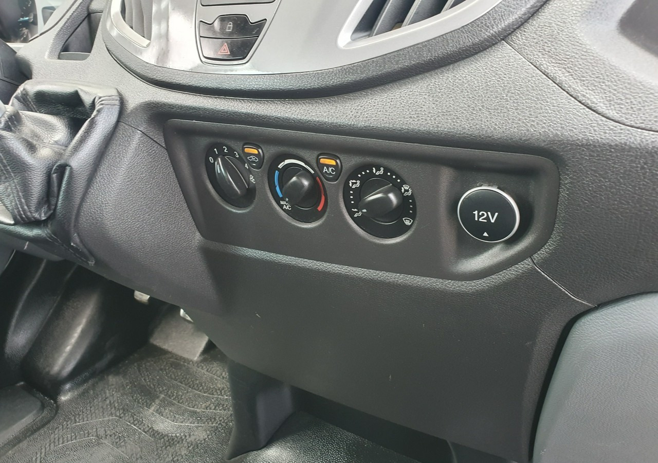 Pritsche Transporter, Transporter mit Doppelkabine Ford Transit doka*brygadówka *7 osób *klima: das Bild 16