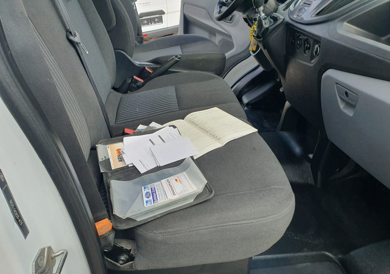 Pritsche Transporter, Transporter mit Doppelkabine Ford Transit doka*brygadówka *7 osób *klima: das Bild 19