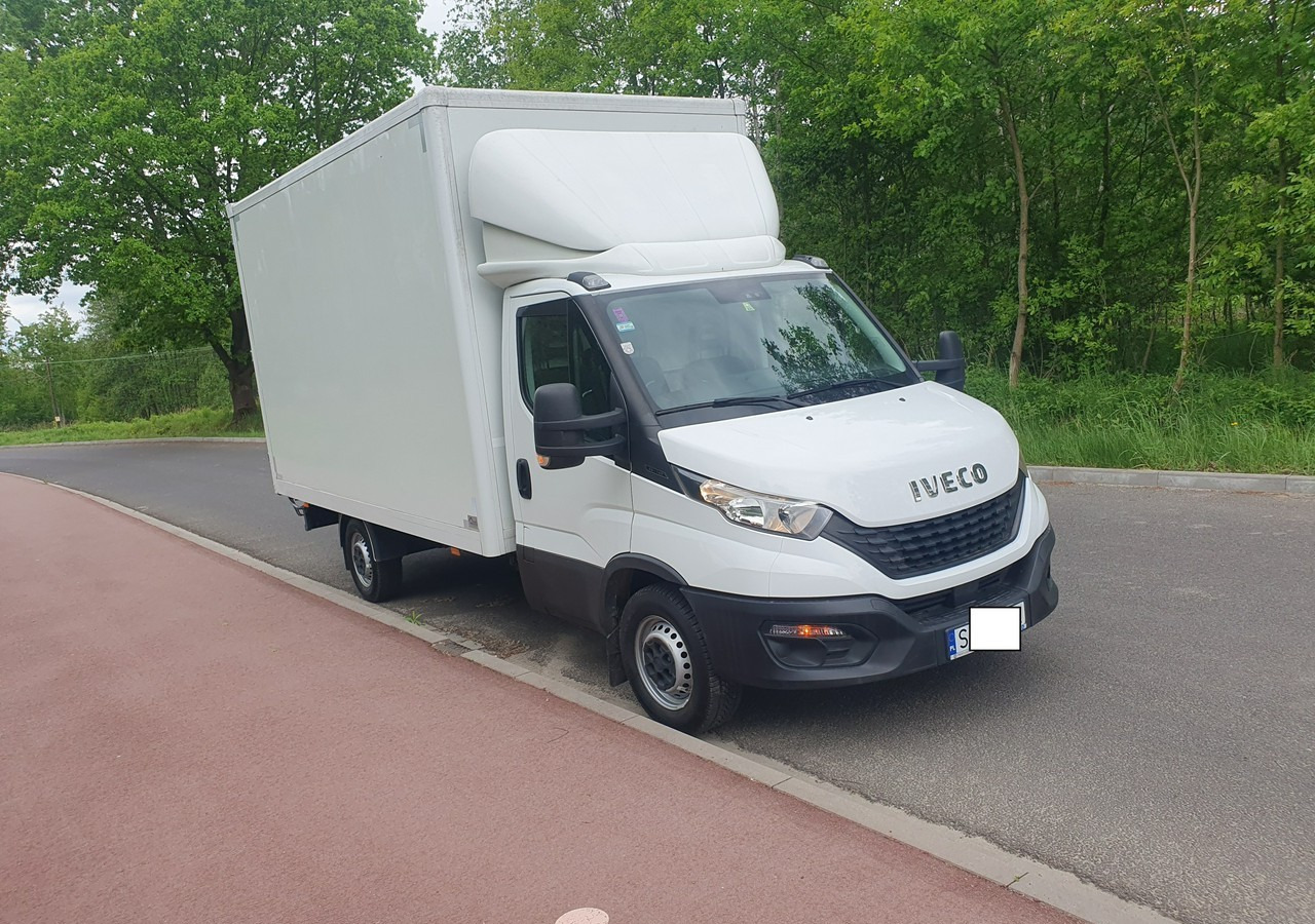 Iveco 35 Daily 35S15 - Koffer Transporter: das Bild 5 Iveco 35 Daily 35S15 - Koffer Transporter: das Bild 5