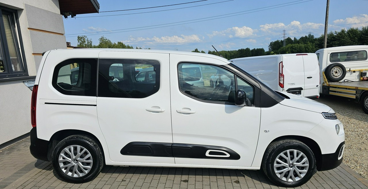 Peugeot Partner III 5 -osobowy*klma * - PKW: das Bild 5 Peugeot Partner III 5 -osobowy*klma * - PKW: das Bild 5