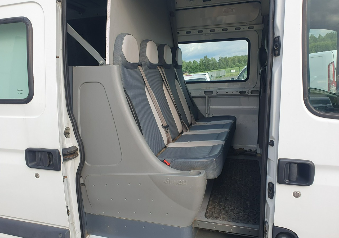 Renault Master doka* brygadówka* 7 osób* - Kastenwagen: das Bild 5 Renault Master doka* brygadówka* 7 osób* - Kastenwagen: das Bild 5