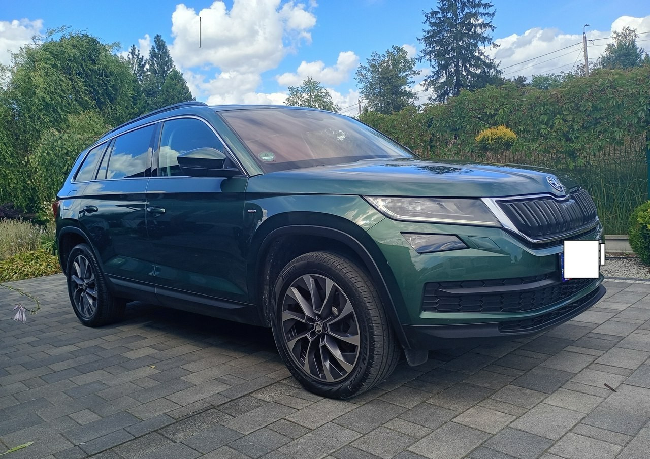 Skoda Kodiaq Skoda Kodiaq Skoda Kodiaq 2.0 4x4 Wersja Drive na 125 lecie - SUV/ Geländewagen: das Bild 3 Skoda Kodiaq Skoda Kodiaq Skoda Kodiaq 2.0 4x4 Wersja Drive na 125 lecie - SUV/ Geländewagen: das Bild 3