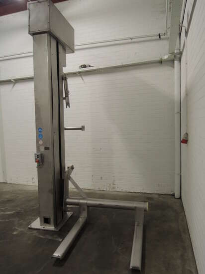 Carnitech Lifter L120 - Lebensmittelmaschine: das Bild 3 Carnitech Lifter L120 - Lebensmittelmaschine: das Bild 3