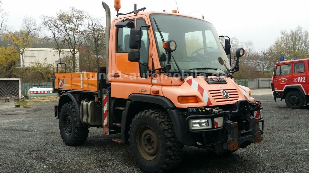 Mercedes-Benz Unimog U 300 Kipper Zugmaschine Kommunalhydraulik U 500 400 U 300 Kipper Zugmaschine Kommunalhydraulik U 500 400 - Kommunal-/ Sonderfahrzeug: das Bild 2 Mercedes-Benz Unimog U 300 Kipper Zugmaschine Kommunalhydraulik U 500 400 U 300 Kipper Zugmaschine Kommunalhydraulik U 500 400 - Kommunal-/ Sonderfahrzeug: das Bild 2