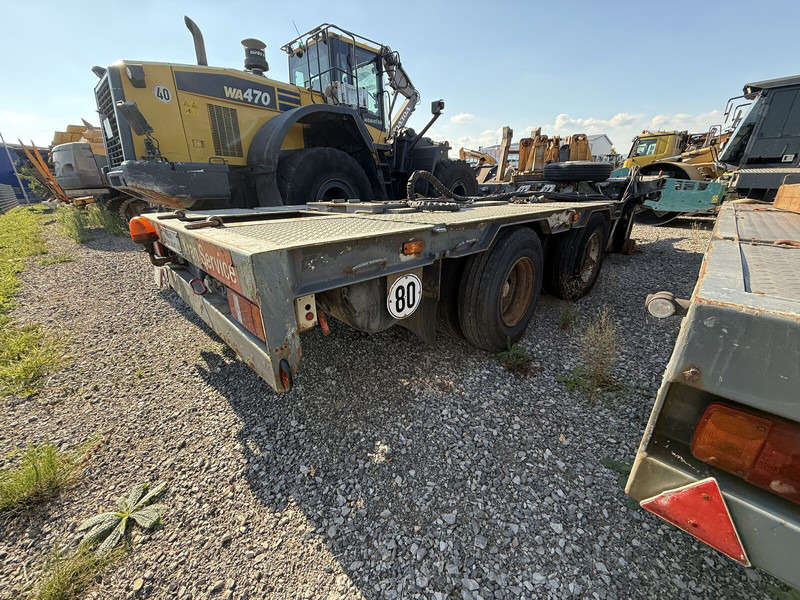 Liebherr 80km/h axeles for all self erecting 32K 35K 42K 50K 63K 71K - Turmkran: das Bild 4 Liebherr 80km/h axeles for all self erecting 32K 35K 42K 50K 63K 71K - Turmkran: das Bild 4