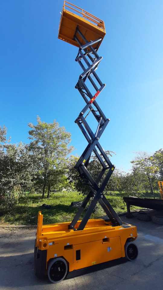 Compact 12 - Scherenbühne: das Bild 3 Compact 12 - Scherenbühne: das Bild 3