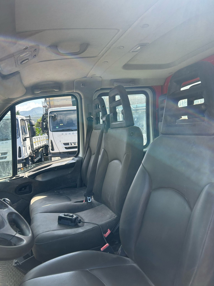 Kipper Transporter, Transporter mit Doppelkabine IVECO DAILY 35C13: das Bild 7 Kipper Transporter, Transporter mit Doppelkabine IVECO DAILY 35C13: das Bild 7