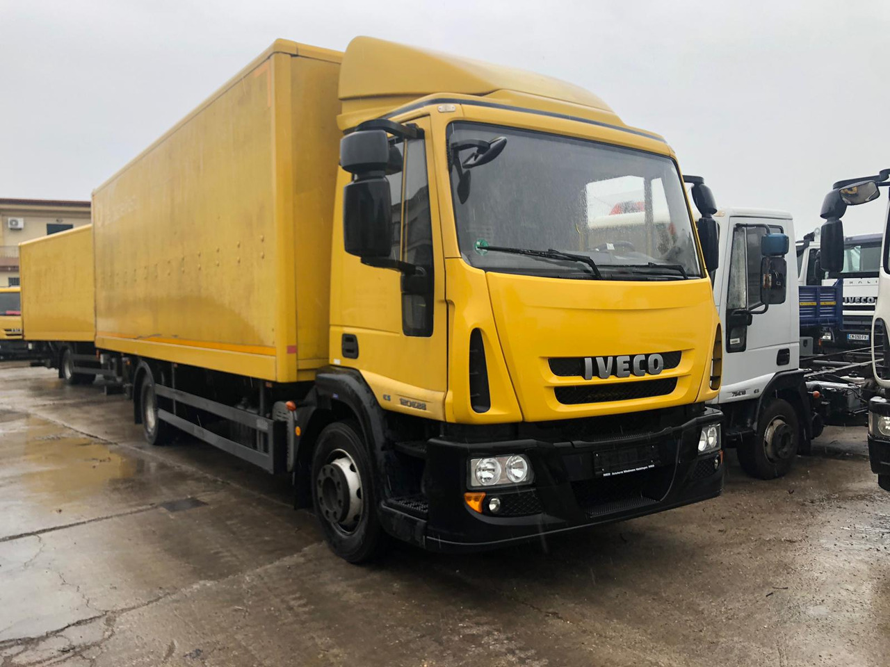 IVECO EUROCARGO 120E28P - Fahrgestell LKW: das Bild 5 IVECO EUROCARGO 120E28P - Fahrgestell LKW: das Bild 5