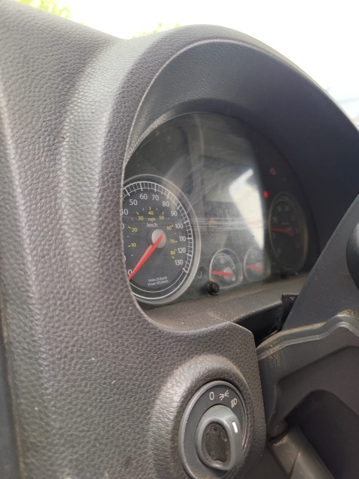 IVECO EUROCARGO 140E25 - Kipper: das Bild 3 IVECO EUROCARGO 140E25 - Kipper: das Bild 3