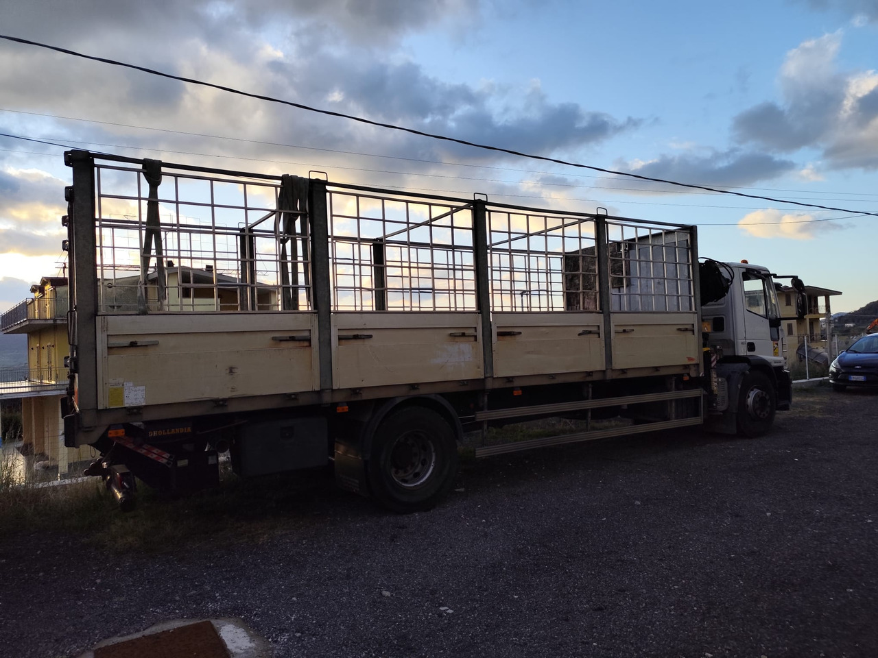 IVECO EUROCARGO 180E25 - Autokran, Autokran: das Bild 2 IVECO EUROCARGO 180E25 - Autokran, Autokran: das Bild 2