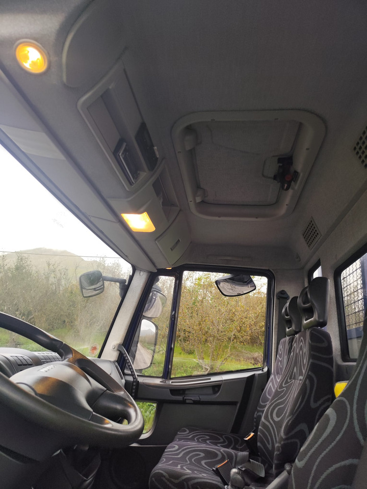 IVECO EUROCARGO 75E18 - Pritsche LKW: das Bild 4 IVECO EUROCARGO 75E18 - Pritsche LKW: das Bild 4
