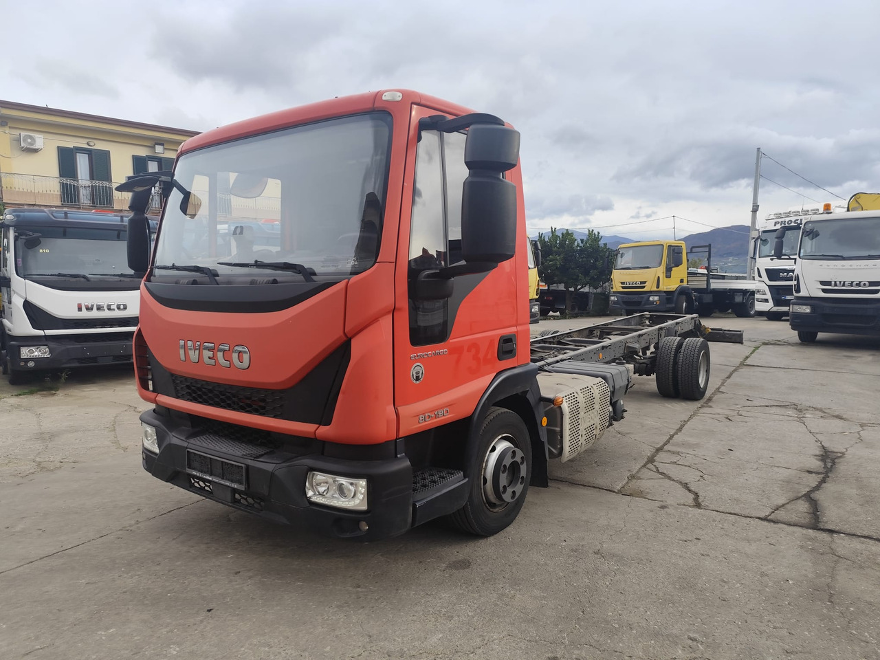 IVECO EUROCARGO 80-190 - Fahrgestell LKW: das Bild 3 IVECO EUROCARGO 80-190 - Fahrgestell LKW: das Bild 3