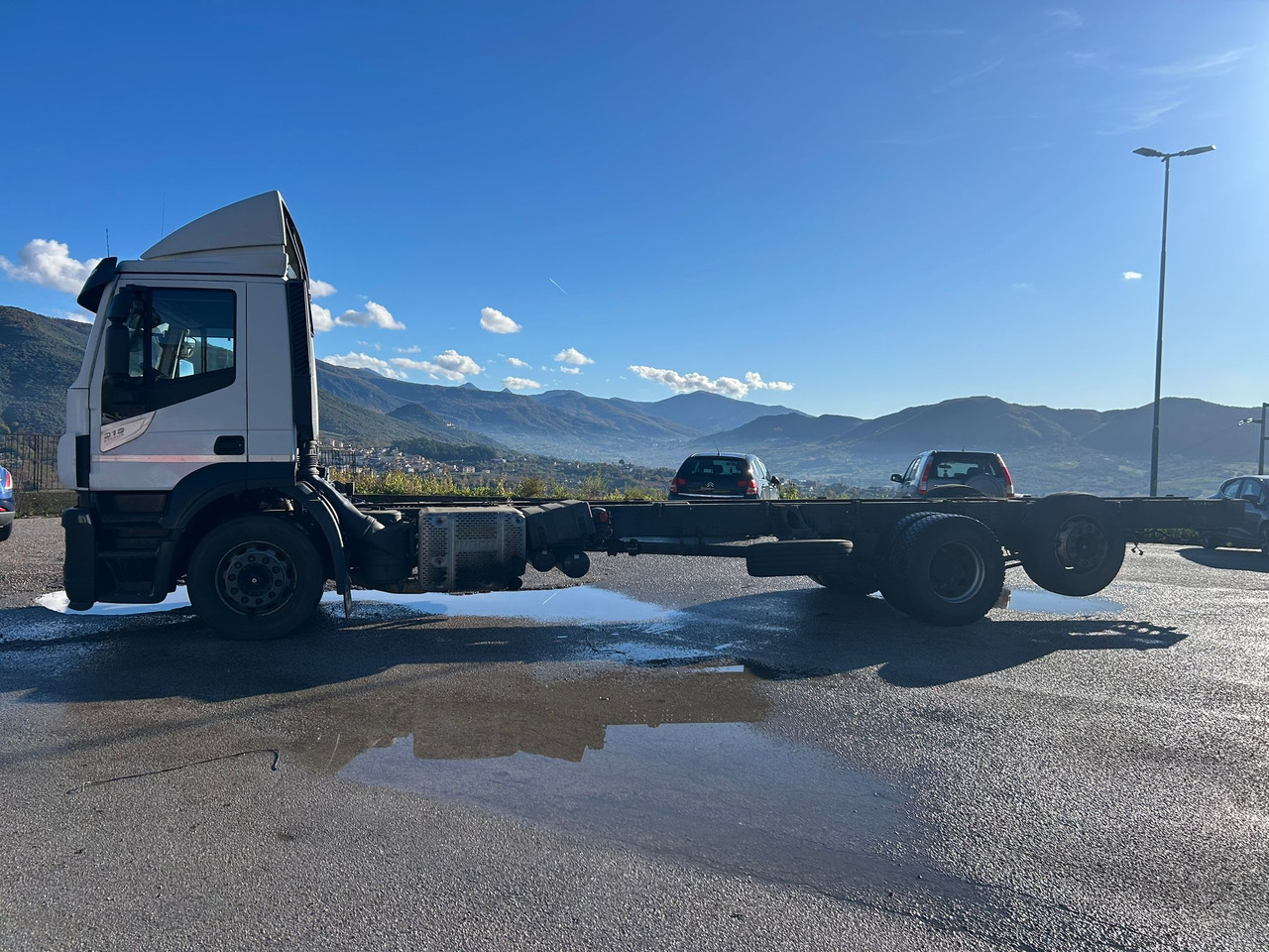 IVECO STRALIS AD 260S31 XP - Fahrgestell LKW: das Bild 2 IVECO STRALIS AD 260S31 XP - Fahrgestell LKW: das Bild 2