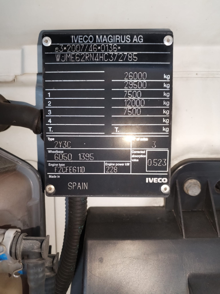 IVECO STRALIS AD 260S31 XP - Fahrgestell LKW: das Bild 2 IVECO STRALIS AD 260S31 XP - Fahrgestell LKW: das Bild 2