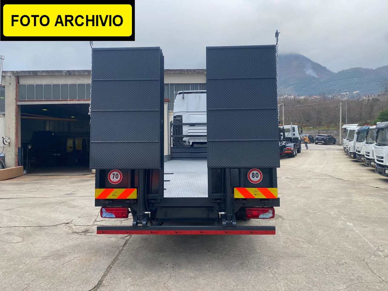 MAN TGS 26.360 - Pritsche LKW: das Bild 2 MAN TGS 26.360 - Pritsche LKW: das Bild 2