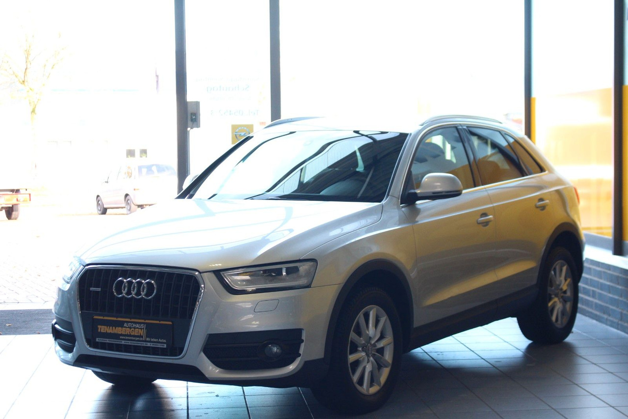 Audi Q3 2.0 TDI quattro Xenon Navi Sitzheizung AHK - SUV/ Geländewagen: das Bild 4 Audi Q3 2.0 TDI quattro Xenon Navi Sitzheizung AHK - SUV/ Geländewagen: das Bild 4