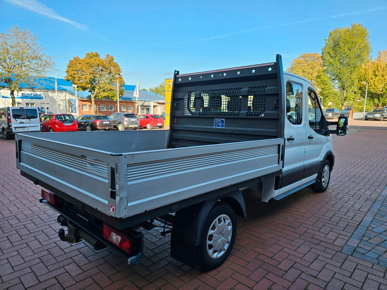 Ford Transit Pritsche 310 DoKa AHK Klima 7 Sitzer - Pritsche Transporter, Transporter mit Doppelkabine: das Bild 5 Ford Transit Pritsche 310 DoKa AHK Klima 7 Sitzer - Pritsche Transporter, Transporter mit Doppelkabine: das Bild 5