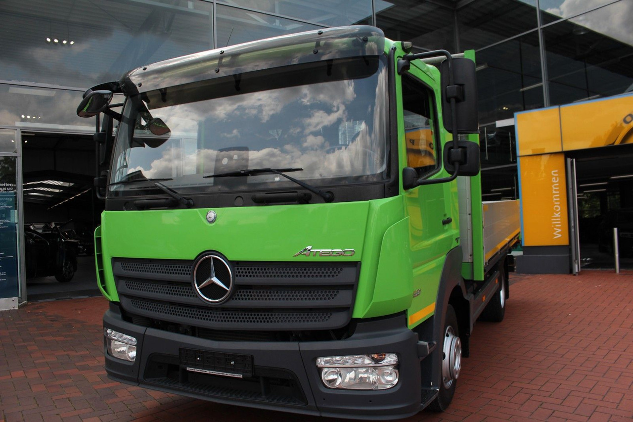 Mercedes-Benz Atego Pritsche 921 - Pritsche LKW: das Bild 2 Mercedes-Benz Atego Pritsche 921 - Pritsche LKW: das Bild 2