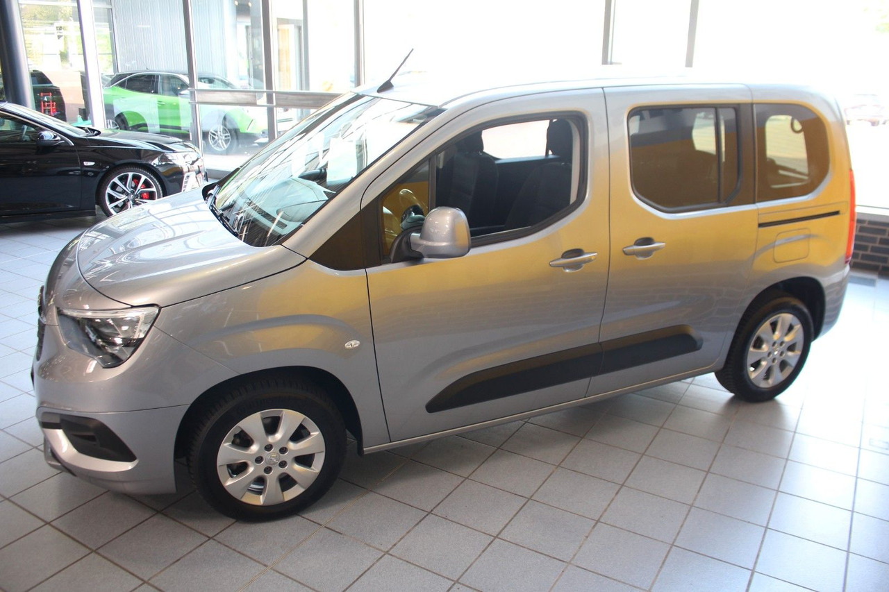 Opel Combo Life E Elegance 180°Kamera Allwetter DAB - Personentransporter: das Bild 5 Opel Combo Life E Elegance 180°Kamera Allwetter DAB - Personentransporter: das Bild 5