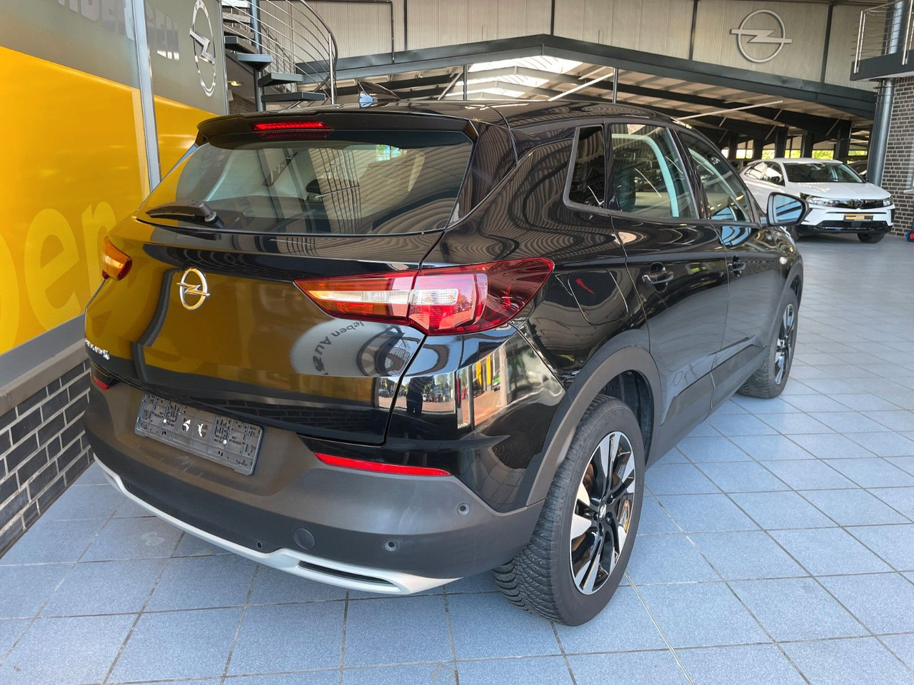 Opel Grandland (X) Elegance Kamera Sitz- & Lenkradhzg - SUV/ Geländewagen: das Bild 3 Opel Grandland (X) Elegance Kamera Sitz- & Lenkradhzg - SUV/ Geländewagen: das Bild 3