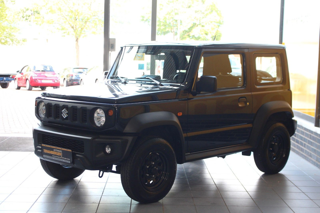 Suzuki Jimny zuschaltbarer Allradantrieb Allgrip - SUV/ Geländewagen: das Bild 4 Suzuki Jimny zuschaltbarer Allradantrieb Allgrip - SUV/ Geländewagen: das Bild 4