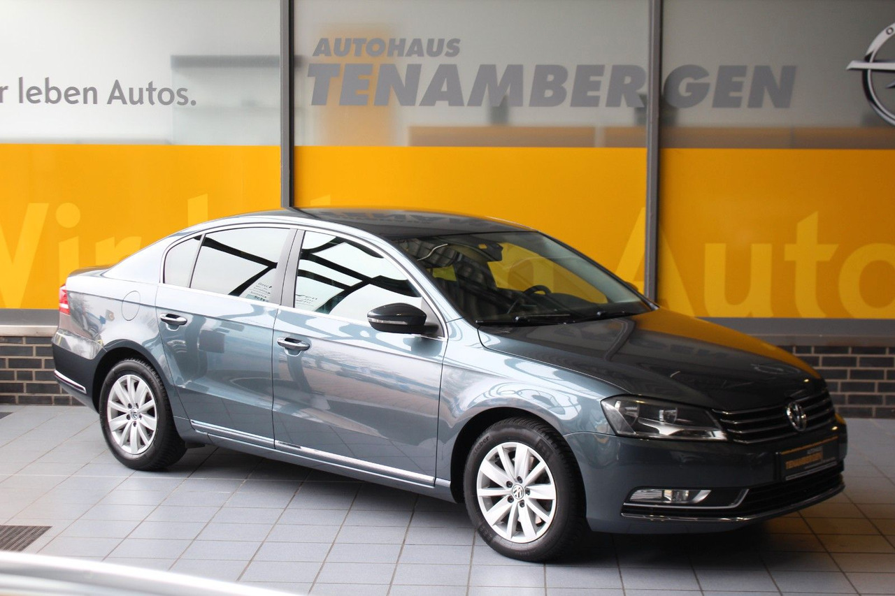 Volkswagen Passat Comfortline BlueMotion Navi PDC - Limousine: das Bild 1 Volkswagen Passat Comfortline BlueMotion Navi PDC - Limousine: das Bild 1