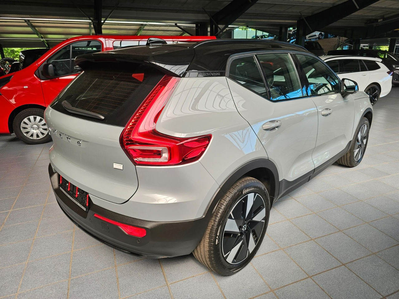 Volvo XC 40 Plus Recharge Pure Electric 2WD - SUV/ Geländewagen: das Bild 3 Volvo XC 40 Plus Recharge Pure Electric 2WD - SUV/ Geländewagen: das Bild 3