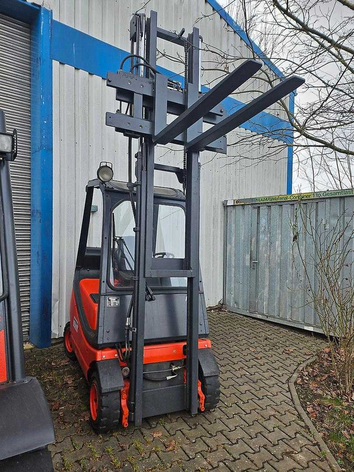 Linde H16 D - Dieselstapler: das Bild 1 Linde H16 D - Dieselstapler: das Bild 1