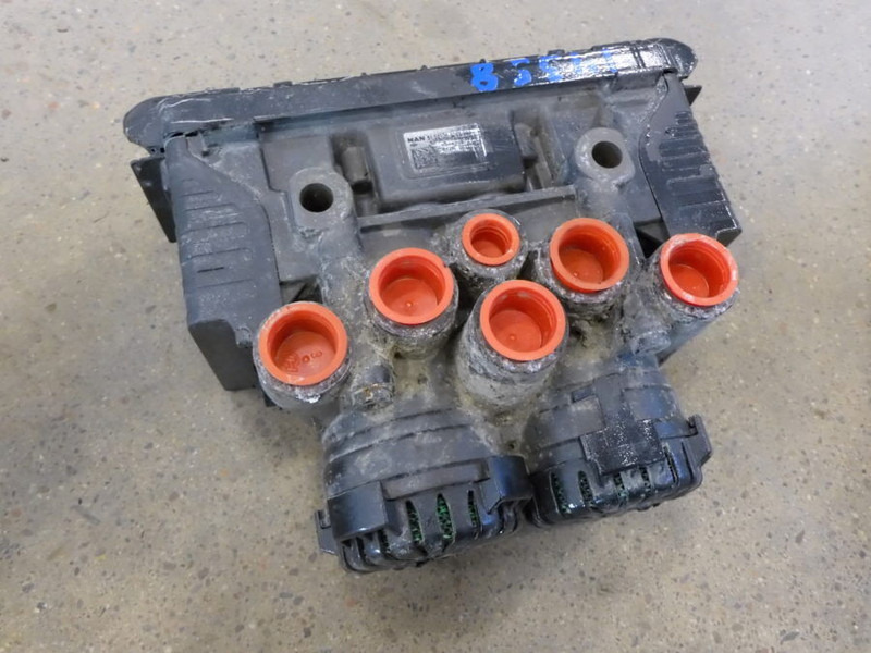 KNORR-BREMSE EBS - Bremsteile: das Bild 1 KNORR-BREMSE EBS - Bremsteile: das Bild 1