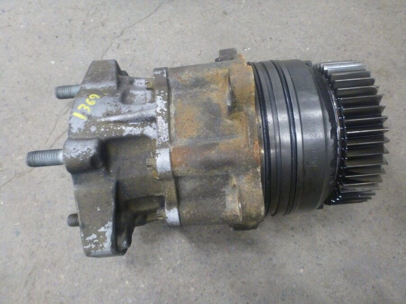 Mercedes-Benz Actros MP4 - Achse und Teile: das Bild 1 Mercedes-Benz Actros MP4 - Achse und Teile: das Bild 1